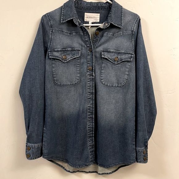 EUC BCBGeneration Jean Shacket-S - Picture 1 of 5